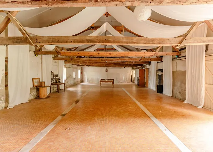 Bed & Breakfast Domaine De Cremens 3*