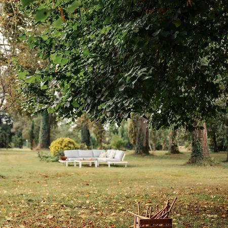 Bed & Breakfast Domaine De Cremens Magnan