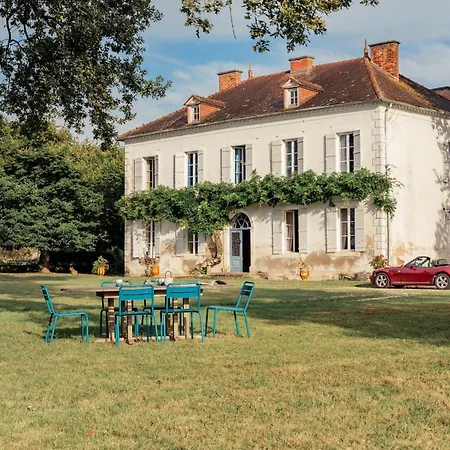 Domaine De Cremens Nocleg ze śniadaniem