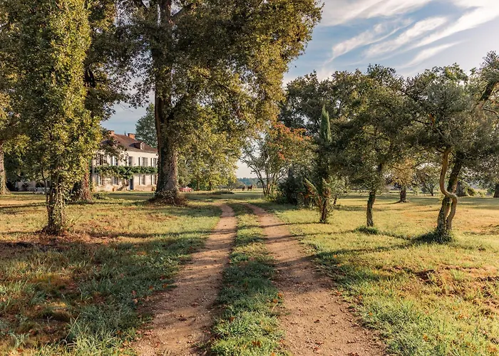 Domaine De Cremens 3*