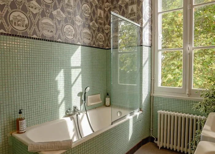 Domaine De Cremens Magnan