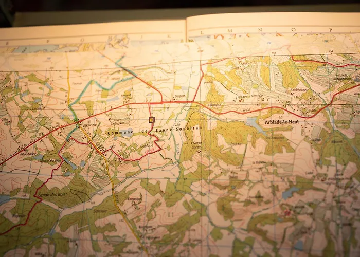 Domaine De Cremens 3* Magnan